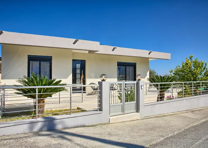 Malona Horizon * Malona Village